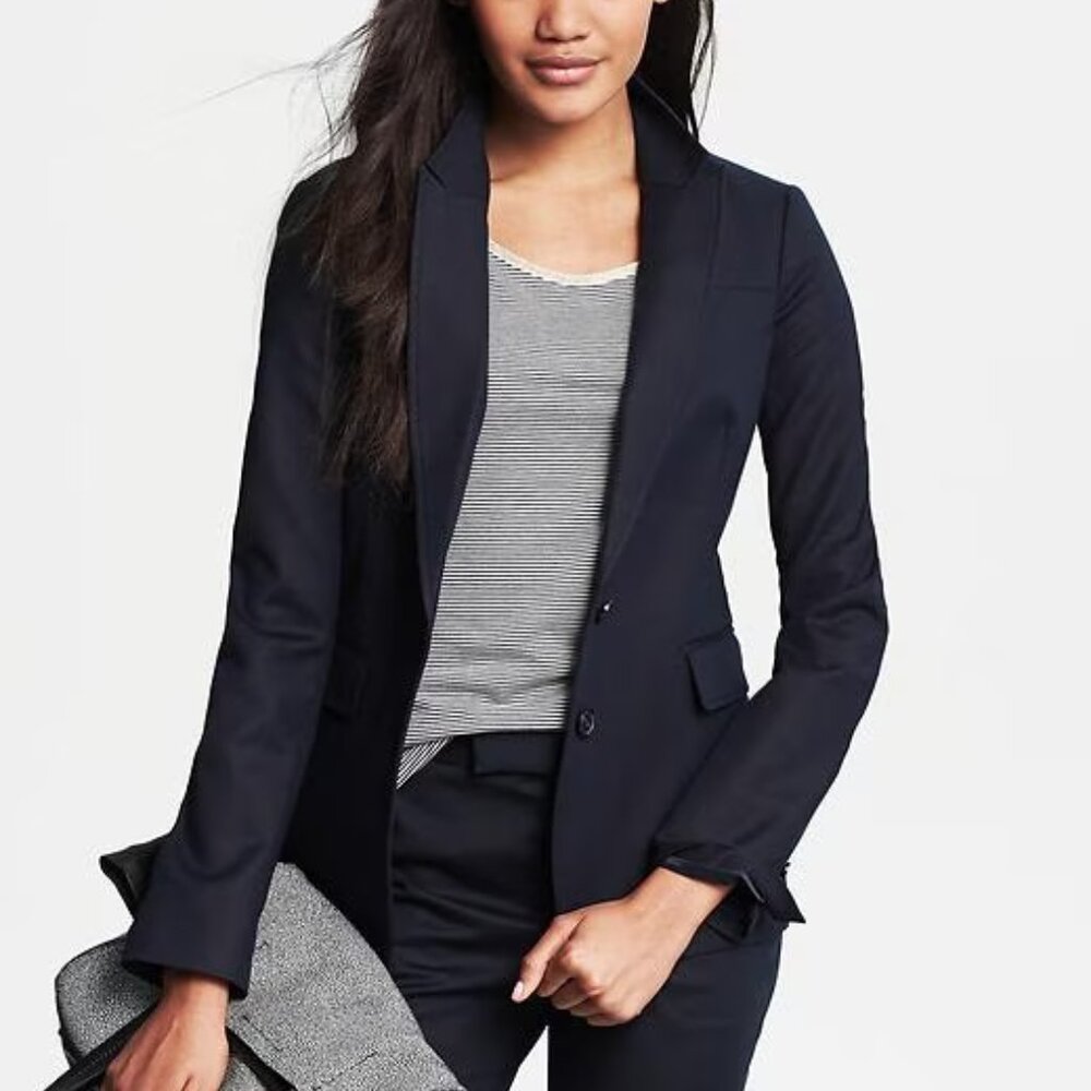 Banana Republic Navy Blue Blazer Size 2 Petite